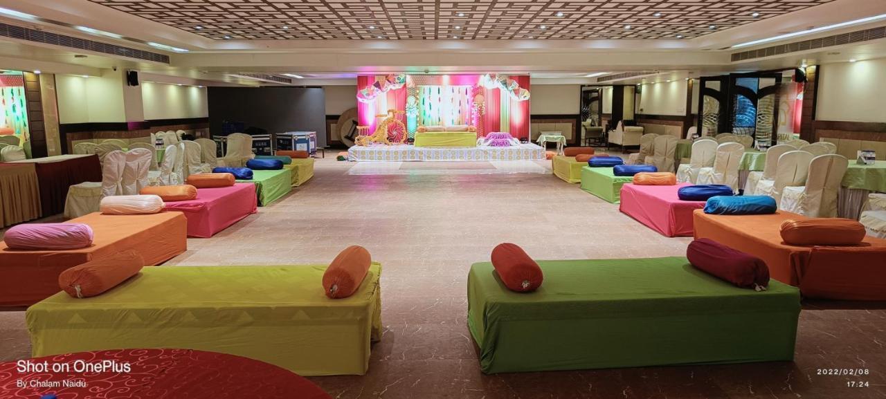 The Capital Hotel Guntūr 외부 사진